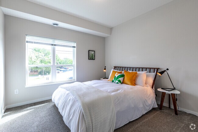 1BR, 1BA - 791SF --Bedroom