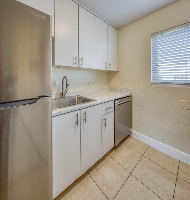 Photo - 101 S Palmway Unit 7