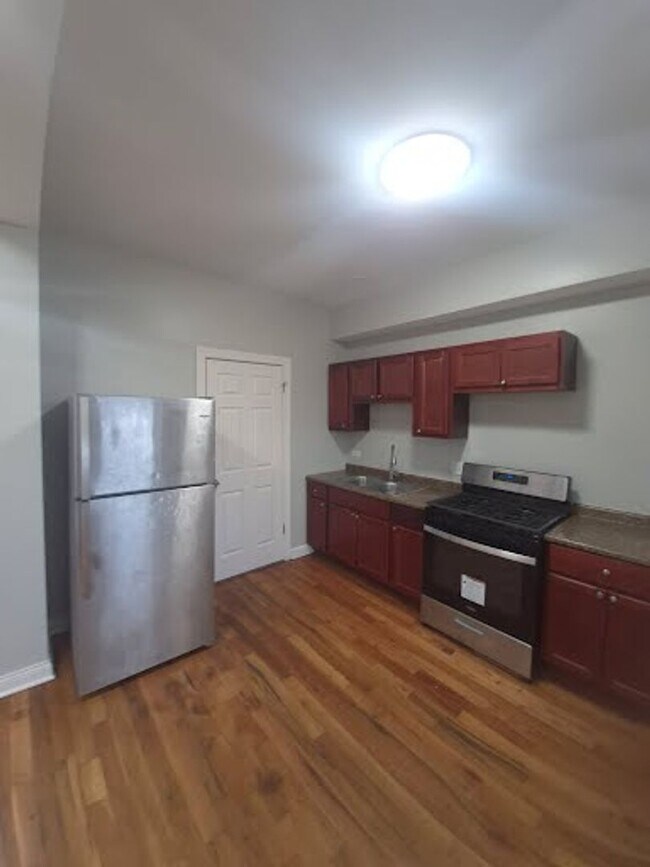 Building Photo - 4159 W Adams St Unit 4159-2