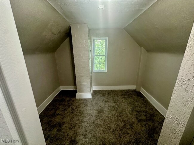 Photo - 555 Lumiere St