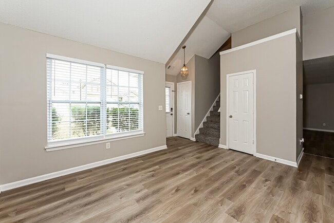 Photo - 4725 Bridle Point Pkwy