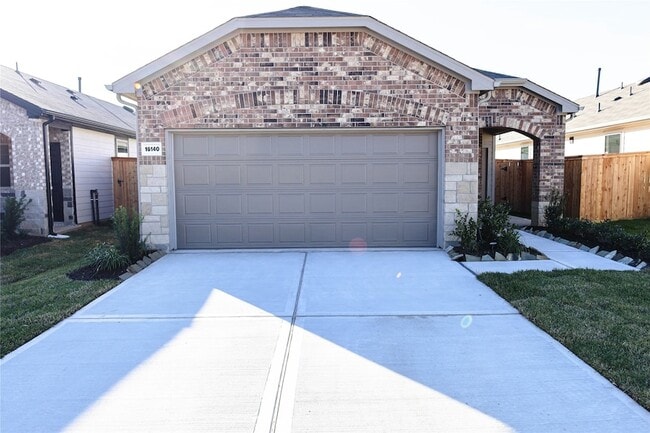 Building Photo - 16140 Sepia Manor St