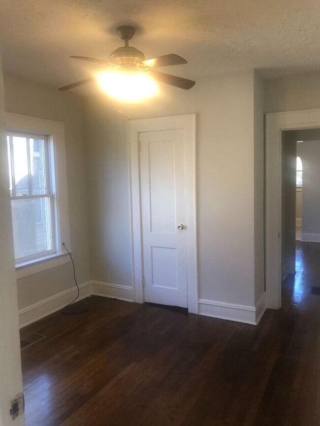 Photo - One bedroom one bath right on Adair Park a...