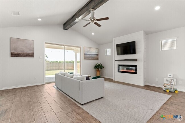 Building Photo - 3307 Pistoia Trl Rental