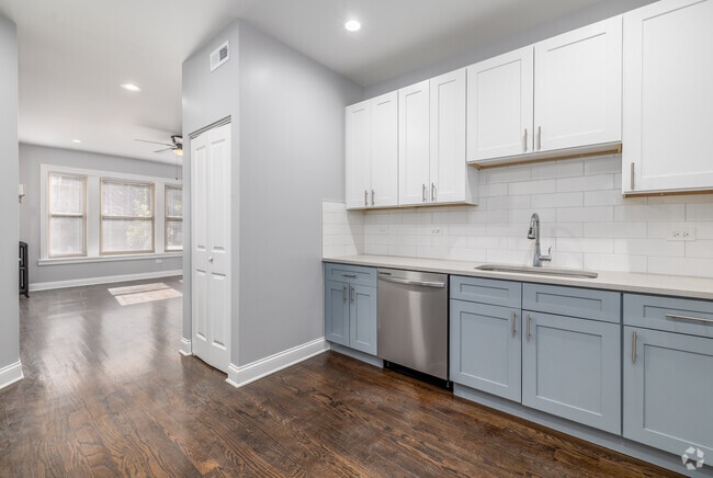 Interior Photo - The Rosemont