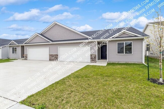 Photo - 1129 NE 56th St House