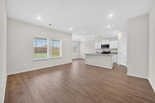 Photo - 3918 Applewood Trl