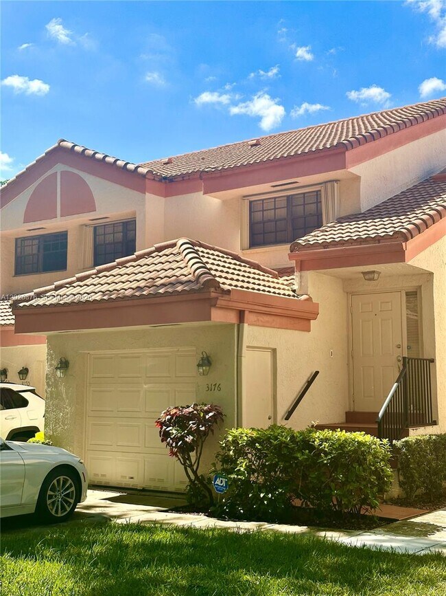Photo - 3176 Arbor Ln Unit 2506