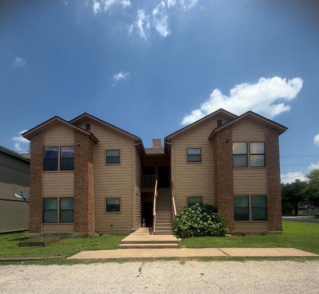 Building Photo - 2501 W Slaughter Ln Unit C