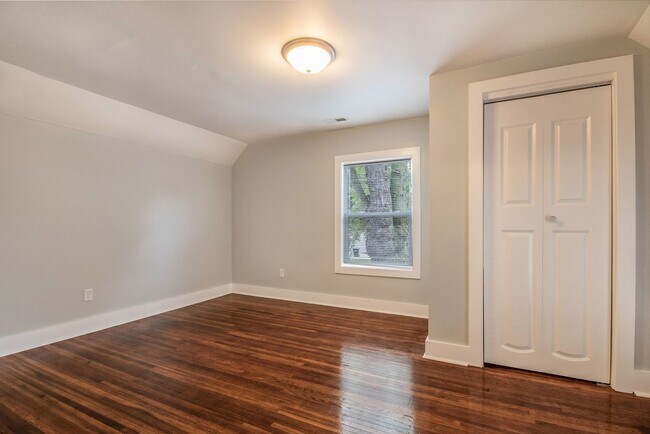 Photo - 800 Clancy Ave NE Unit 2