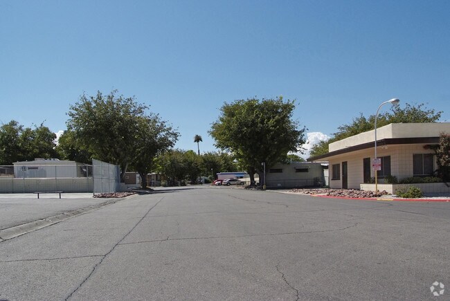 Photo - Miracle Mile Mobile Home Park