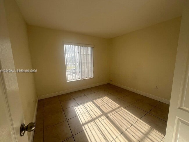 Photo - 5112 NW 79th Ave Unit 202