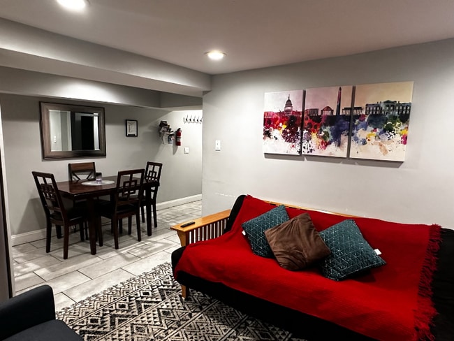 609 P St NW