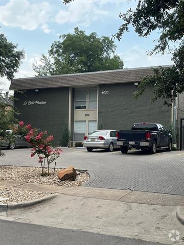 Building Photo - 4020 Rawlins St Unit 106 Rental