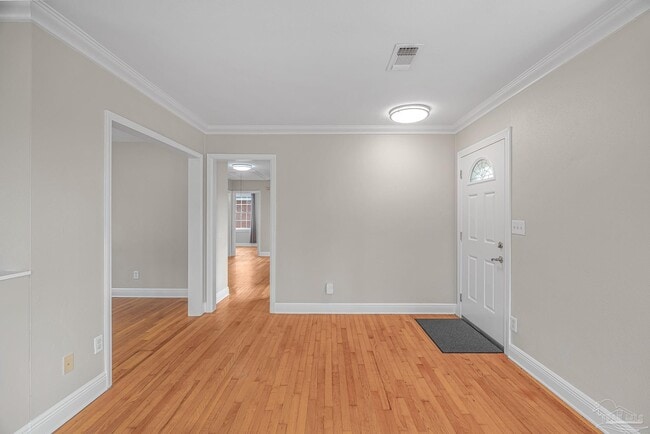 Photo - 830 W Moreno St