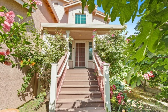 Photo - 3 Bedroom in Mace Ranch