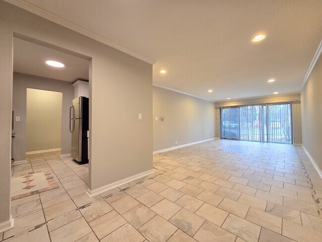 Photo - 5001 Carriage Way Dr Unit 116