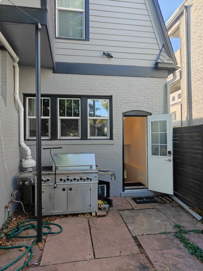 544 N Logan St Unit Garden Level