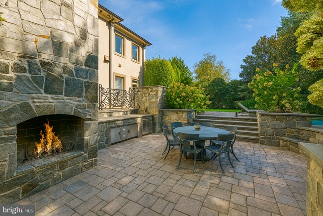Photo - 8305 Fox Haven Dr