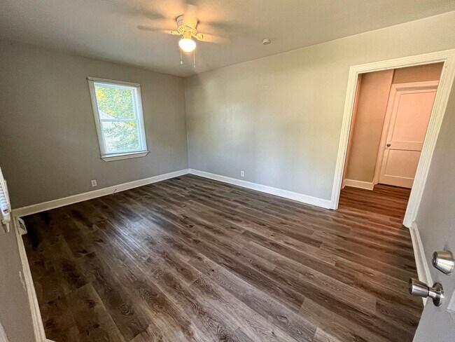 Photo - Charming bungalow 2 Bedrooms, 1 Bathroom i...