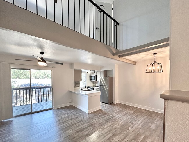 Photo - Tramor at Oak Run