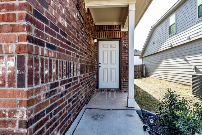 Photo - 2450 Dry Moss Way