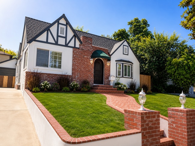 Photo - Beautiful Pet Friendly Home in Pasadena