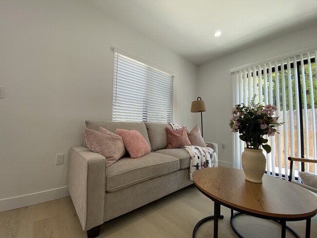 Photo - 1922 11th St Unidad 2B2B