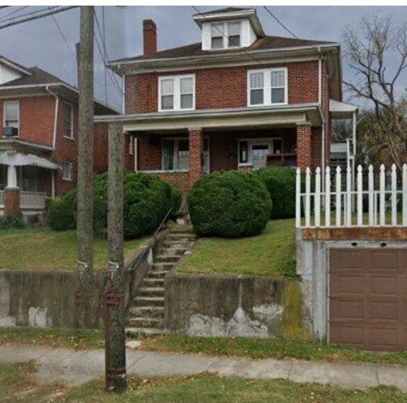 Photo - 2013 Dale Ave SE Townhome