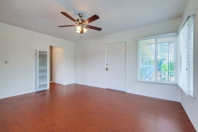 3121 W Slauson Ave