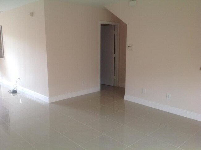 Photo - 1803 Wharf Ln