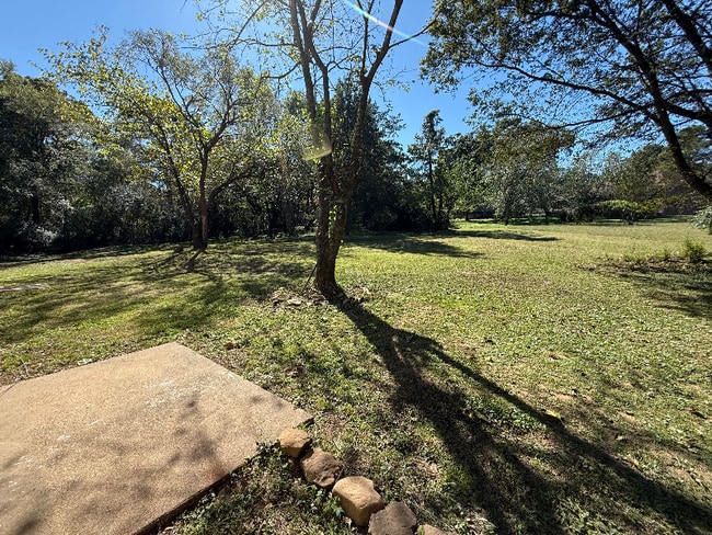 Photo - 107 Foxwood Village Dr