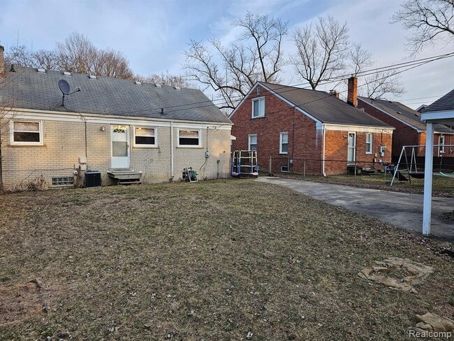 Photo - 1501 Silvery Ln