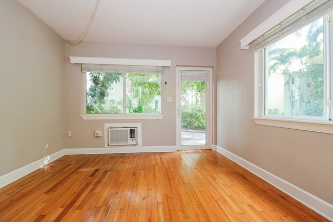 Photo - Studio Bed/1 Bath - Unit 604