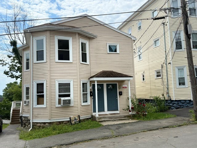 Building Photo - 18 Proctor St Unit 2
