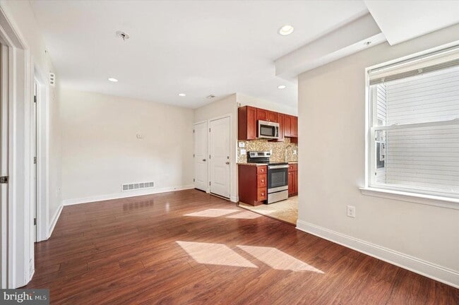 Photo - 1421 N 18th St Unit 3