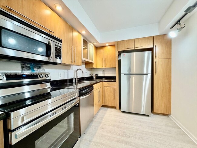 Photo - 20515 E Country Club Dr Unit 1642