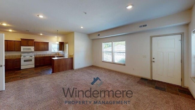 Photo - coll1100 Unit 1