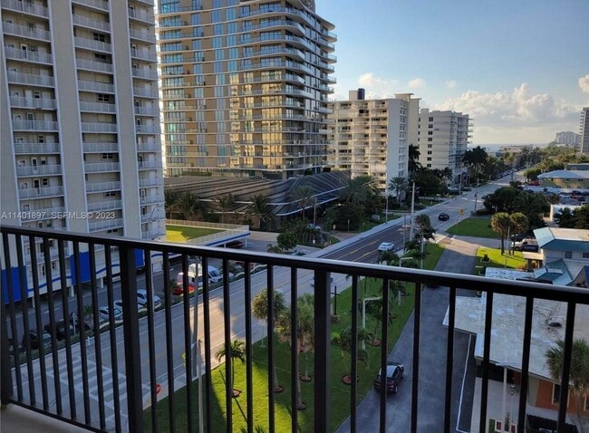 Building Photo - 801 N Ocean Blvd Unit 802