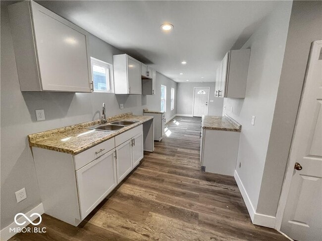 Photo - 4630 Farrington Ave