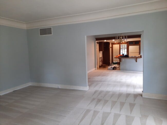 Photo - 145 S Franklin Ave Unidad B