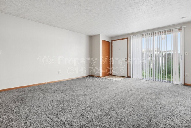 Photo - 2523 Burgandy Ln