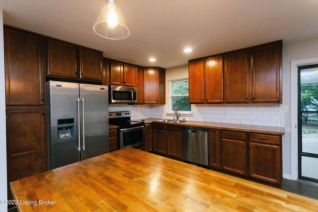 Photo - 2421 Woodmont Dr