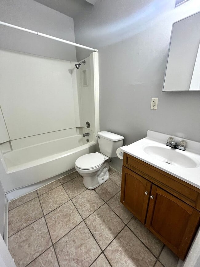 Photo - Spacious 2 bed Unidad 109-1