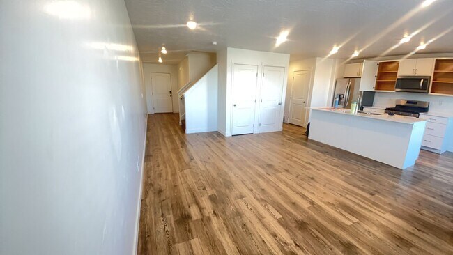 Photo - Modern 4 Bedroom Townhome in Cedar City. P...
