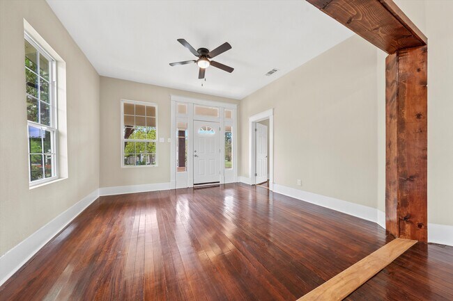 Photo - 1704 N 13th St