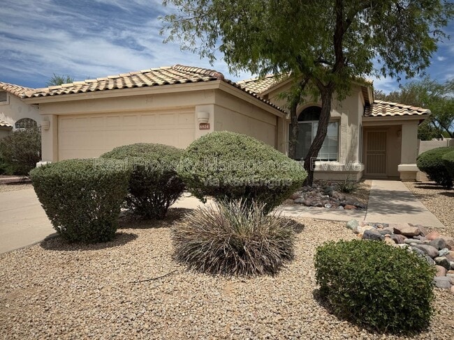 Building Photo - 6814 W Louise Dr