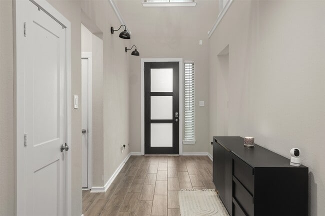 Photo - 3109 Secret Lagoon Ln