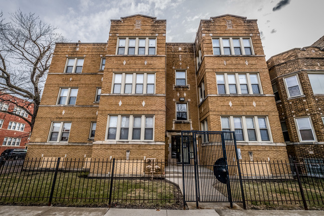Building Photo - 8001 S Marshfield Ave Rental
