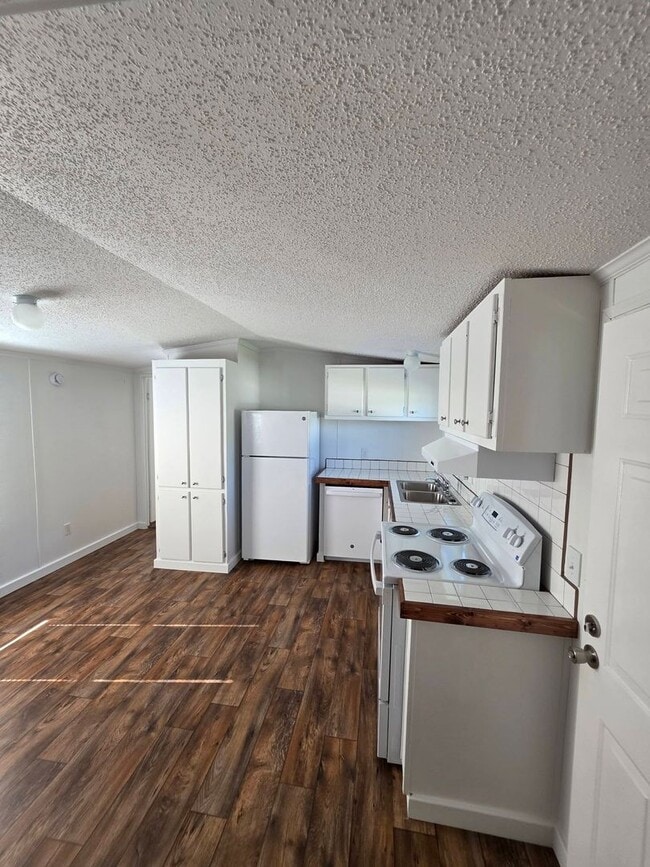 Photo - Ready to Move in
